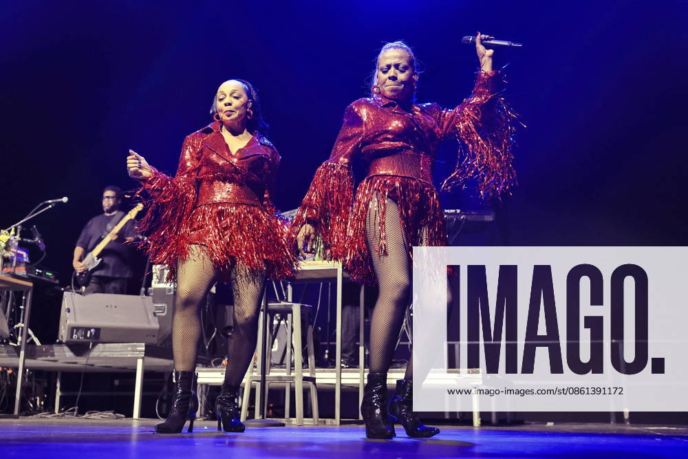 EN VOGUE, im Konzert live in der Uber Eats Music Hall, Berlin, Sängerin, Musik, mit Cindy Herron, Terry Ellis, Maxine Jones, Rhona Bennett, Berlin
