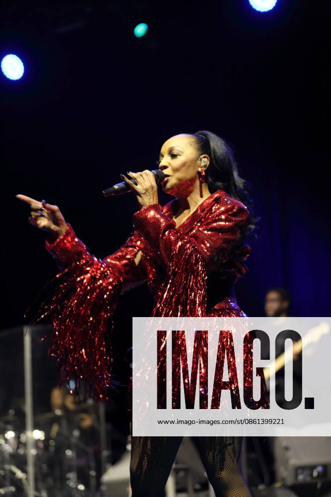 Terry Ellis von der Band En Vogue bei einem Konzert in der Uber Eats Music Hall in Berlin, 12. Juli 2026. En Vogue Konzert Berlin