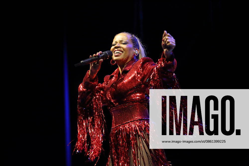 Maxine Jones von der Band En Vogue bei einem Konzert in der Uber Eats Music Hall in Berlin, 12. Juli 2026. En Vogue Konzert Berlin