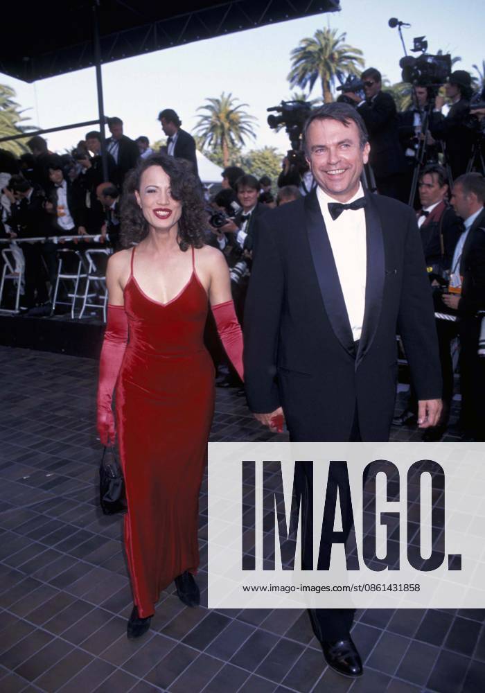 Cannes Film Festival SAM NEILL Ref: 1240 full length, full-length Cannes France