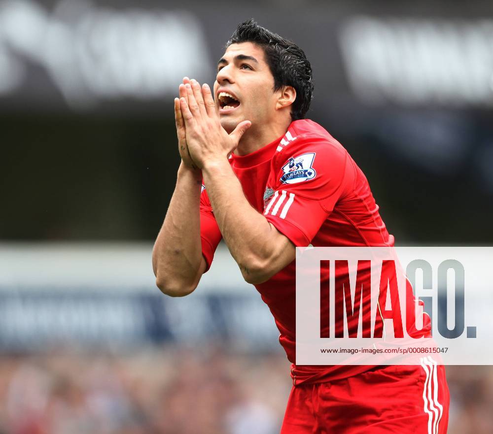 Liverpools Luis Suarez looks on dejected, Tottenham Hotspur - FC Liverpool .