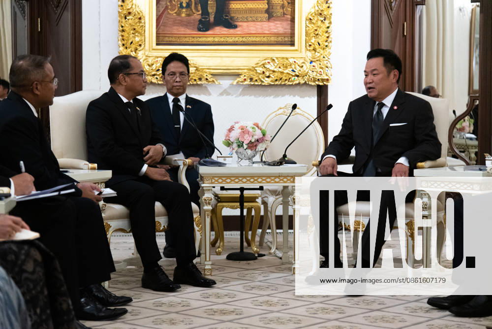 Myanmar Foreign Minister Tin Maung Swe meets with Thailand s PM in Bangkok - 14 Jul 2026 Myanmar Foreign Minister Tin Maung Swe (C-L) seen talking with Thailand s prime minister Anutin Charnvirakul (R) during the meeting at the Government House. Myanmar Foreign Minister Tin Maung Swe visits Thailand to attend the Informal Meeting of ASEAN Foreign Ministers, which includes the Informal Consultation on Myanmar. Bangkok Thailand