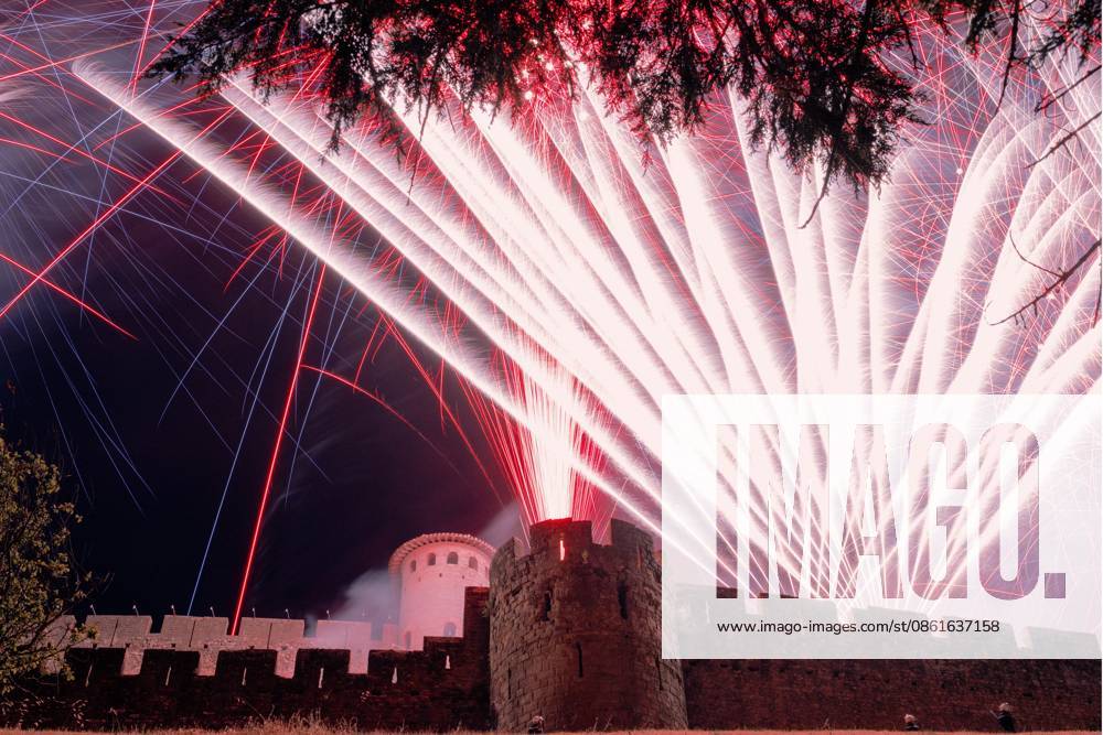 Fireworks illuminate the medieval fortified city of Carcassonne during Bastille Day celebrations on France s National Day, Tuesday, July 14, 2026. The annual display, staged around the UNESCO World Heritage citadel, is one of the country s most renowned National Day celebrations. Carcassonne France - ZUMAm277 20260714_zip_m277_001