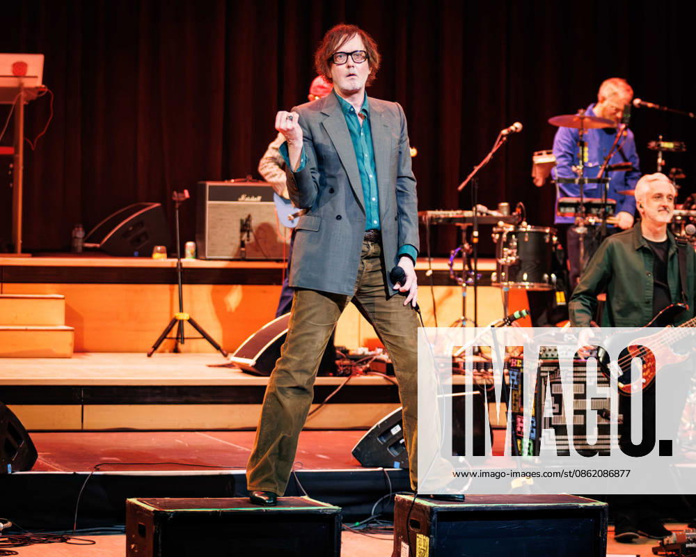 Pulp performing live at The Royal Festival Hall, London, UK on 18th July 2026 Singer Jarvis Cocker of UK rock band Pulp performing live at the Royal Festival Hall, London, UK on 18th July 2026, Credit:Manuela Langotsch Avalon United Kingdom, London, Royal Festival Hall