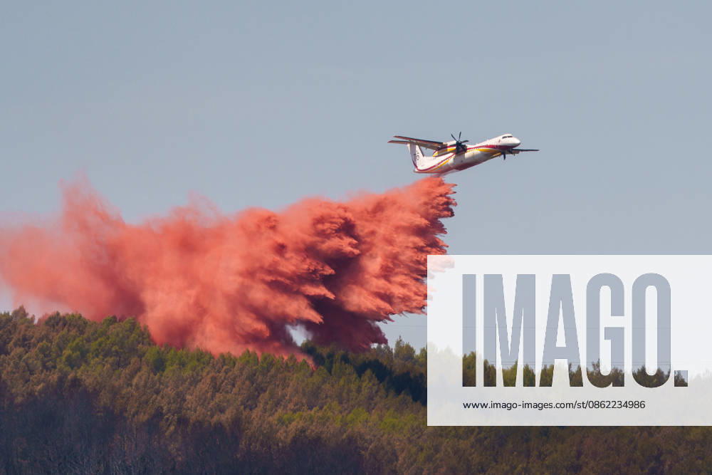 South France suffers from wildfires after another heatwave. France - Les Arcs, 20.07.2026 A French Sà curità Civile De Havilland Canada Dash 8-400AT (Q400AT) airtanker flies over during the aerial firefighting as wildfires burning near Les Arcs-sur-Argens in southeastern France on Monday. The blaze was one of several wildfires affecting the country during a period of extreme heat, longer lasting drought and strong winds, led to evacuations and a large-scale firefighting response. Dà partement Var