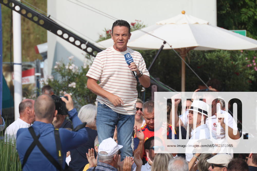 Stefan Mross in der ARD TV-Show Immer wieder sonntags im Europa-Park. Rust
