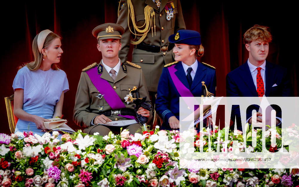 Defile Princess Eleonore and Crown Princess Elisabeth and Prince Emmanuel and Prince Gabriel attend a parade marking the Belgian National Day in Brussels. Â