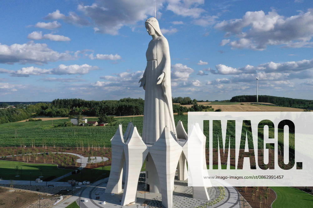 The largest statue of Our Lady in Europe Konotopie 28 07 2026 Construction of a 55-meter statue of the Virgin Mary in the village of Konotopie (Kuyavian-Pomeranian Voivodeship) has been completed. It will be the tallest in Europe and the second tallest in the world, after the statue of Mary in the Philippines. The official opening is scheduled for August 15th. The founder of the monument is Polish billionaire Roman Karkosik. 1117327281 1119366089