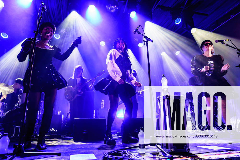 Say She She perform in Brighton Concorde 2 Brighton, East Sussex, UK on 29 July 2026 Nya Brown, Piya Malik and Sabrina Cunningham of Say She She perform on stage, Credit:Andy Sturmey Andrew Sturmey - B1114 Avalon United Kingdom, East Sussex, Brighton