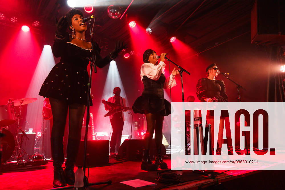 Say She She perform in Brighton Concorde 2 Brighton, East Sussex, UK on 29 July 2026 Nya Brown, Piya Malik and Sabrina Cunningham of Say She She perform on stage, Credit:Andy Sturmey Andrew Sturmey - B1114 Avalon United Kingdom, East Sussex, Brighton