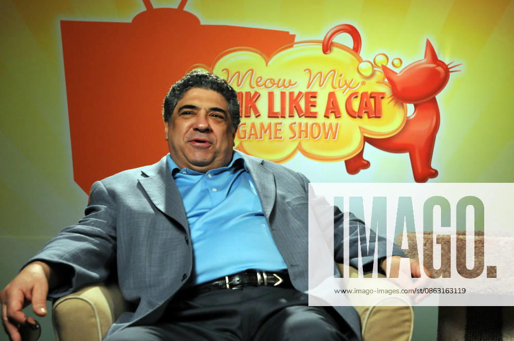 FILE PHOTO** Actor Vincent Pastore died today at the age of 80...New York, NY-6 21 08--New Yorkers (and Their Cats) Auditioned To Be on â€oeThe Meow Mix Game Showâ€�â€?the Worldâ€⠢s First Game Show to Test How Well People Can Think Like Their Cat. The producers of The Meow Mix Game Show were in town for two days looking for the purrfect cat-testants to appear on the worldâ€⠢s first game show to test how well people can think like their cat. The 30-minute program, in which cats and their humans will compete as a team, will air on Game Show Network (GSN) on November 15, 2008. ..The audition process included a quiz (for people) on general feline knowledge, as well as a Holly - ZUMAr334 20080621_znp_r334_003