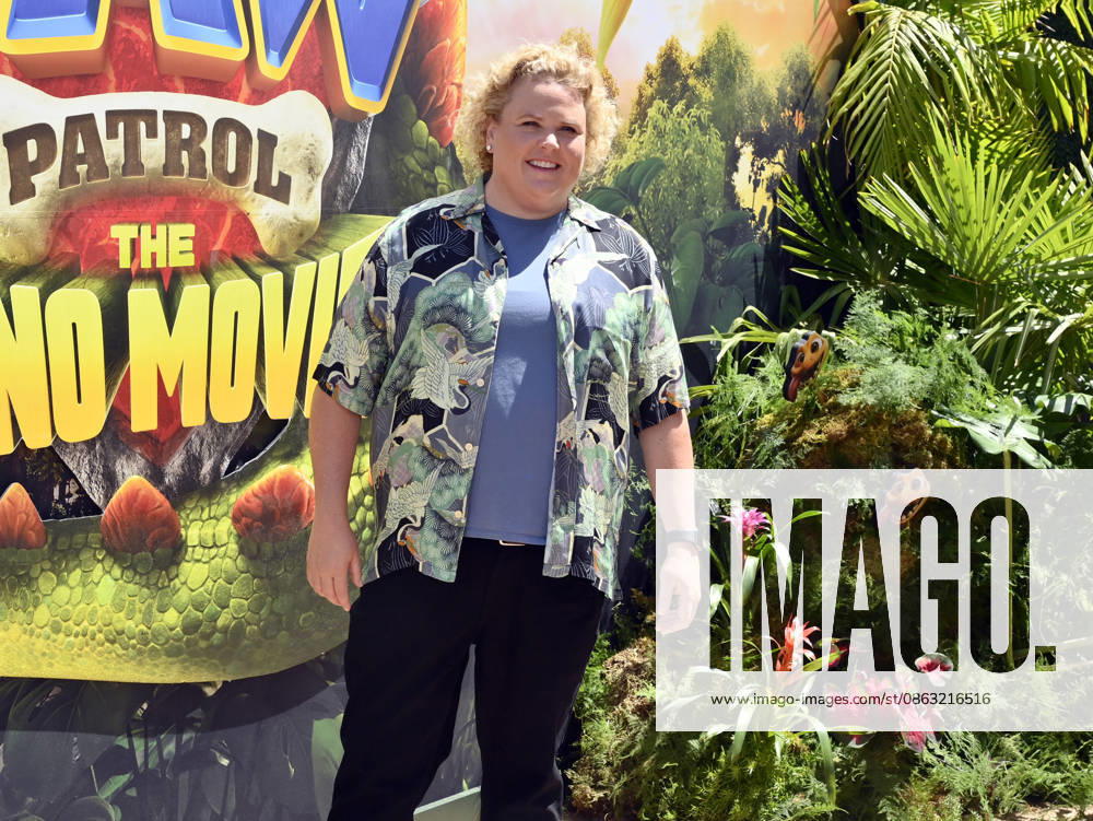 Cast member Fortune Feimster attends the global premiere of the computer animated animal adventure Paw Patrol: The Dino Movie at the Paramount Picture Studio lot in Los Angeles on Sunday, August 2, 2026. Storyline: The Paw Patrol lands on a mysterious dinosaur island after a storm, where they meet Rex, a stranded pup. When Humdinger s reckless mining triggers a volcano, the team faces their biggest rescue mission yet to save the island. LAP2026080218 JIMxRUYMEN