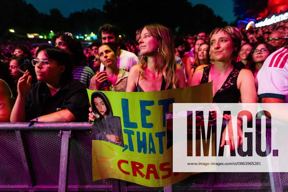 CMAT live at Vodafone Stage during Vodafone Paredes de Coura in Paredes de Coura, Portugal - 12 AUG 2026. Fans seen during the concerto of the Irish singe r songwriter, Ciara Mary?Alice Thompson aka CMAT seen performing on the Vodafone Stage during Vodafone Paredes de Coura. Paredes de Coura Portugal