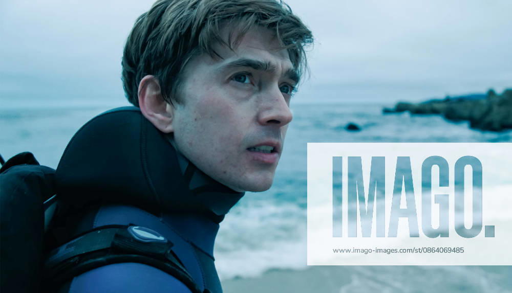 Austin Abrams USA. Austin Abrams in (C)20th Century Studios new movie : Whalefall (2026). PLOT: Follows a scuba diver who, while looking for his father s remains, is swallowed by an 80-foot, 60-ton sperm whale and has just one hour to get out before his oxygen runs out. LMK110-J11899-130826 Supplied by LMKMEDIA. Editorial Only. Landmark Media is not the copyright owner of these Film or TV stills but provides a service only for recognised Media outlets.