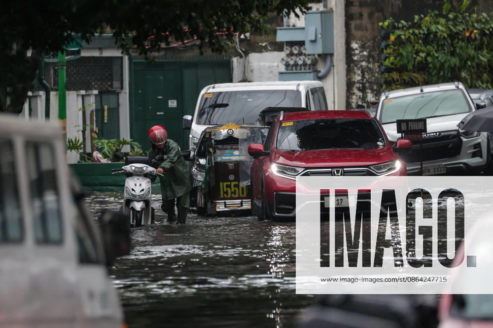 Heavy Rainfall To Continue In Manila Vehicles wade along a flooded road in Makati City, Manila, Philippines, on August 17, 2026. According to the Philippine Atmospheric, Geophysical, Astronomical and Services Administration s (PAGASA) latest weather forecast, the southwest monsoon will continue to bring heavy rainfall in Luzon, which includes Metro Manila, Ilocos Norte, Batanes, Cagayan, Cordillera Administrative Region, Tarlac, Pampanga, Cavite and Batangas. Makati Philippines