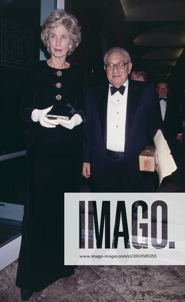 **FILE PHOTO** Nancy Kissinger Has Passed Away. Nancy Kissinger and Henry Kissinger attend UJA-Federation of NY s Spirit of Music Award honoring Ahmet Ertegun at Pier 60 in New York City on October 15, 1998. Photo