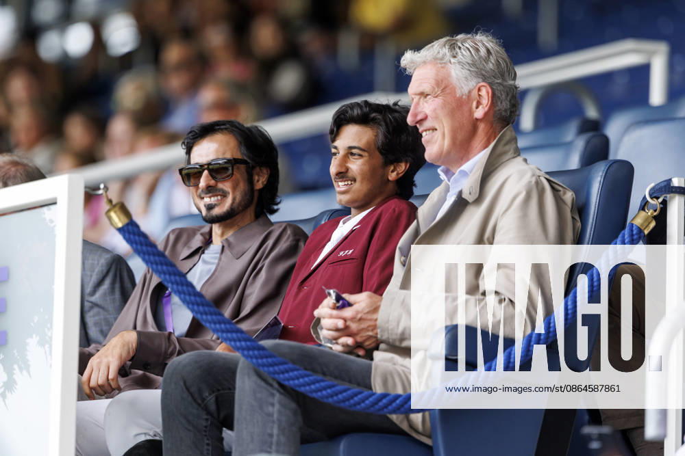 AACHEN - FEI World Championships 2026, AACHEN - FEI World Championships 2026 AL THANI Sheikh Jassim bin Hamad, AL THANI Sheikh Fahad Jassim H K, BEERBAUM Ludger Auf der Vip Tribüne in Aachen Jumping competition (penalties time) for Young Riders Aachen, Reitstadion Soers 21. August 2026 -