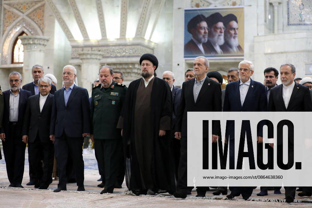 Iranian President Masoud Pezeshkian TEHRAN, IRAQ - AUGUST 23: (---- – MANDATORY CREDIT - IRANIAN PRESIDENCY HANDOUT - NO MARKETING NO ADVERTISING CAMPAIGNS - DISTRIBUTED AS A SERVICE TO CLIENTS----) Iranian President Masoud Pezeshkian (not seen) speaks during an event to mark the first day of the Government Week at the mausoleum of Ayatollah Ruhollah Khomeini, the founder of the Islamic Republic of Iran, in Tehran, Iran on August 23, 2026. Iranian Presidency Anadolu Tehran Iran. Editorial use only. Please get in touch for any other usage.