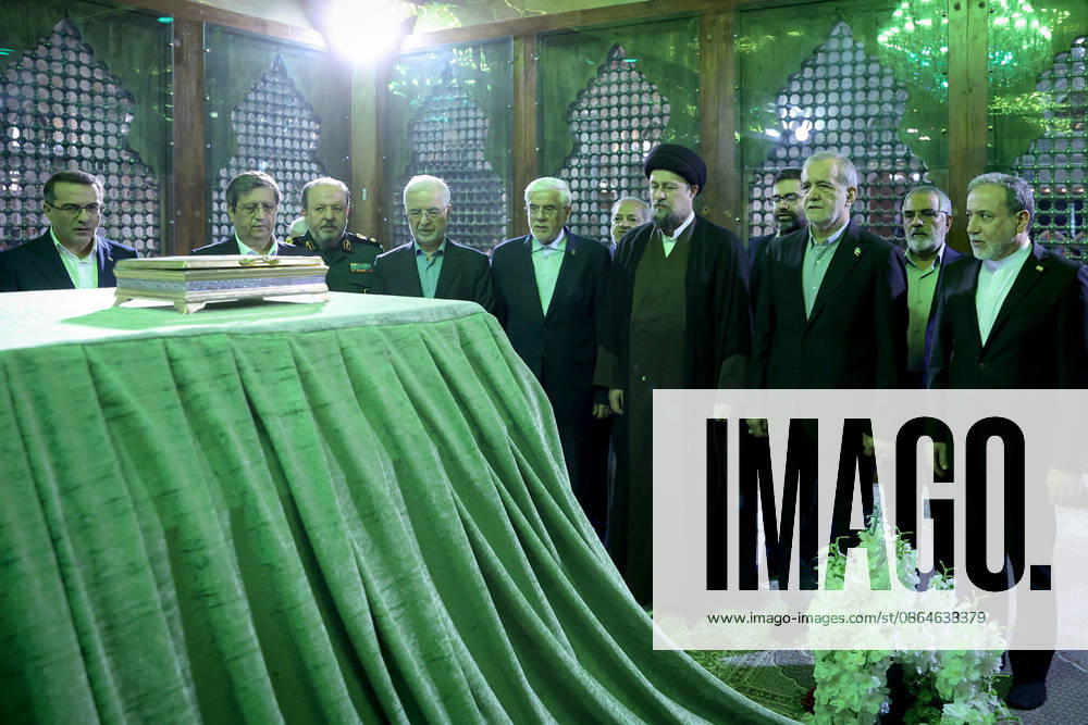 Iranian President Masoud Pezeshkian TEHRAN, IRAQ - AUGUST 23: (---- – MANDATORY CREDIT - IRANIAN PRESIDENCY HANDOUT - NO MARKETING NO ADVERTISING CAMPAIGNS - DISTRIBUTED AS A SERVICE TO CLIENTS----) Iranian President Masoud Pezeshkian attends an event to mark the first day of the Government Week at the mausoleum of Ayatollah Ruhollah Khomeini, the founder of the Islamic Republic of Iran, in Tehran, Iran on August 23, 2026. Iranian Presidency Anadolu Tehran Iran. Editorial use only. Please get in touch for any other usage.