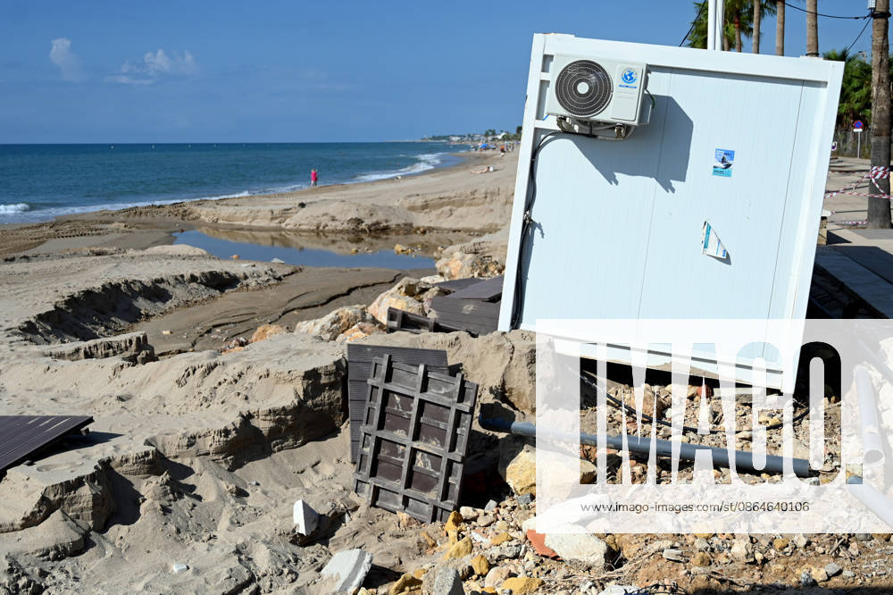 Roda De Bero Tarragona, Spain: A portable office is rendered unusable after the storm in Roda de Bera, Tarragona. Following the storm in Tarragona, several cars and streets with damage are the result of the heavy downpour that fell on Friday, August 21st. Roda De BerÃ Spain - ZUMAs197 20260823_aaa_s197_095