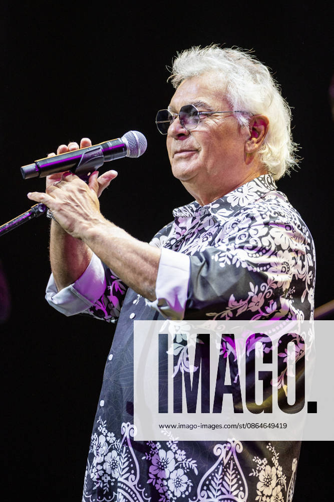 Founder and lead singer Nicolas Reyes of the Gipsy Kings and his band perform their high-energy fusion of flamenco, rumba, salsa, and pop, featuring iconic songs, at the Filene Center at Wolf Trap in Vienna, Virginia, on Sunday, August 23, 2026. Vienna USA - ZUMAkh2_ 20260823_znp_kh2_040