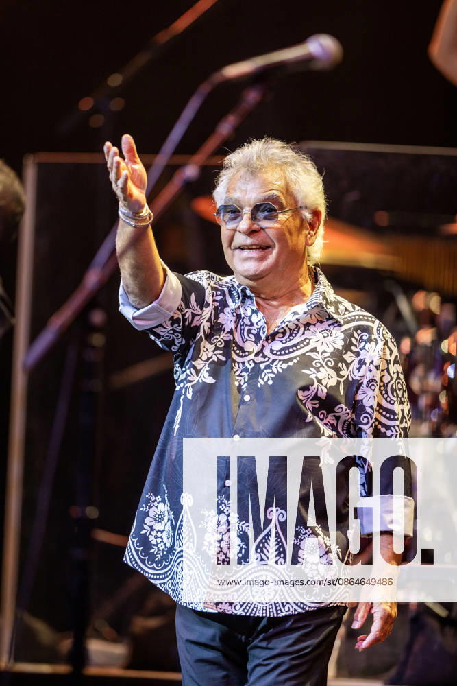 Founder and lead singer Nicolas Reyes of the Gipsy Kings and his band perform their high-energy fusion of flamenco, rumba, salsa, and pop, featuring iconic songs, at the Filene Center at Wolf Trap in Vienna, Virginia, on Sunday, August 23, 2026. Vienna USA - ZUMAkh2_ 20260823_znp_kh2_056