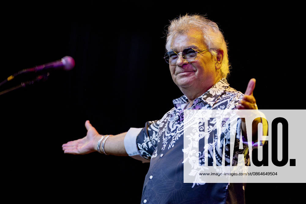 Founder and lead singer Nicolas Reyes of the Gipsy Kings and his band perform their high-energy fusion of flamenco, rumba, salsa, and pop, featuring iconic songs, at the Filene Center at Wolf Trap in Vienna, Virginia, on Sunday, August 23, 2026. Vienna USA - ZUMAkh2_ 20260823_znp_kh2_047