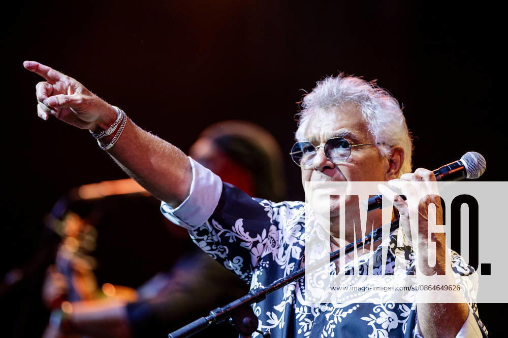 Founder and lead singer Nicolas Reyes of the Gipsy Kings and his band perform their high-energy fusion of flamenco, rumba, salsa, and pop, featuring iconic songs, at the Filene Center at Wolf Trap in Vienna, Virginia, on Sunday, August 23, 2026. Vienna USA - ZUMAkh2_ 20260823_znp_kh2_054
