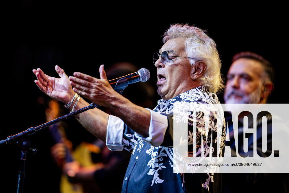 Founder and lead singer Nicolas Reyes of the Gipsy Kings and his band perform their high-energy fusion of flamenco, rumba, salsa, and pop, featuring iconic songs, at the Filene Center at Wolf Trap in Vienna, Virginia, on Sunday, August 23, 2026. Vienna USA - ZUMAkh2_ 20260823_znp_kh2_055