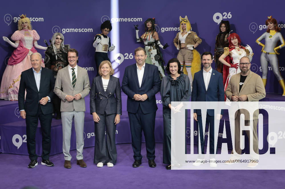 Gerald Böse, Hendrik Wüst, Henna Virkkunen, Lars Klingbeil, Dorothee Bär, Felix Falk und Lars Janssen bei der Politischen Eröffnung der weltgrößten Computerspielmesse Gamescom 2026 in der Koelnmesse. Köln