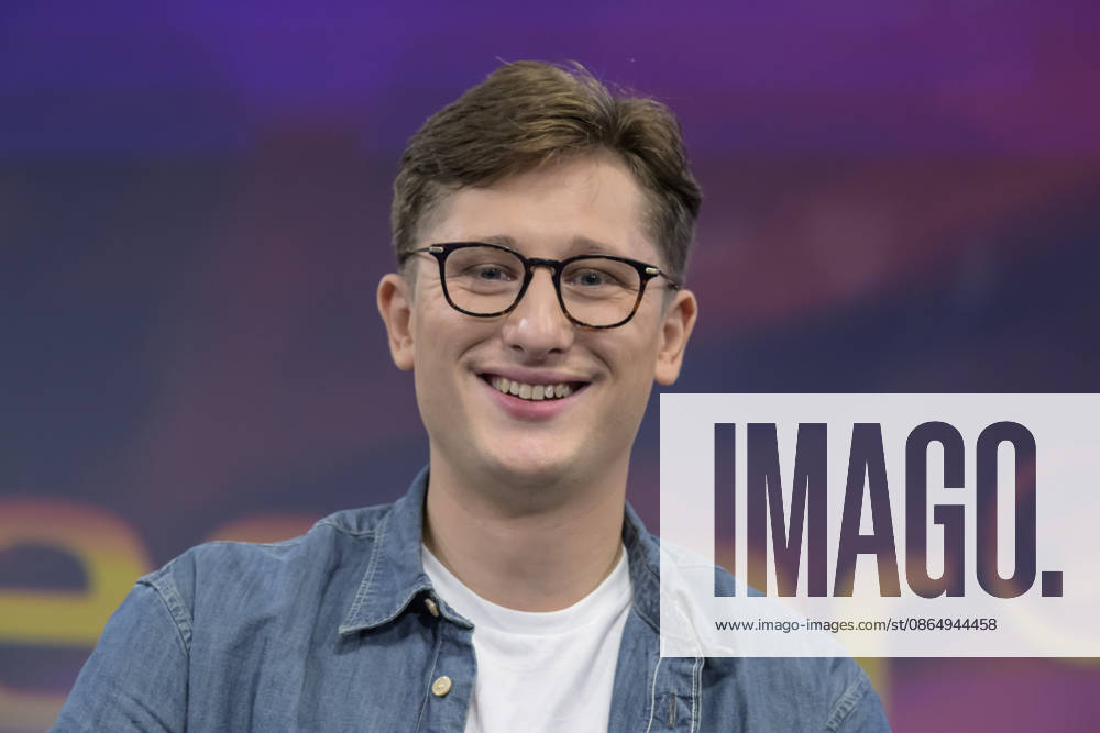 V.l. Philipp Tuermer, SPD (Vorsitzender der Jusos), GER, Berlin, Studio, zu Gast bei Maischberger, politische Talkshow, TV, Format, mit Moderatorin Sandra Maischberger, Das Erste, aus Adlershof Am Studio 20, 26.08.2026,