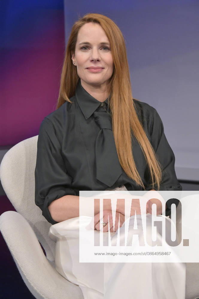 Florence Gaub in der ARD-Talkshow maischberger im Studio Berlin Adlershof. Berlin
