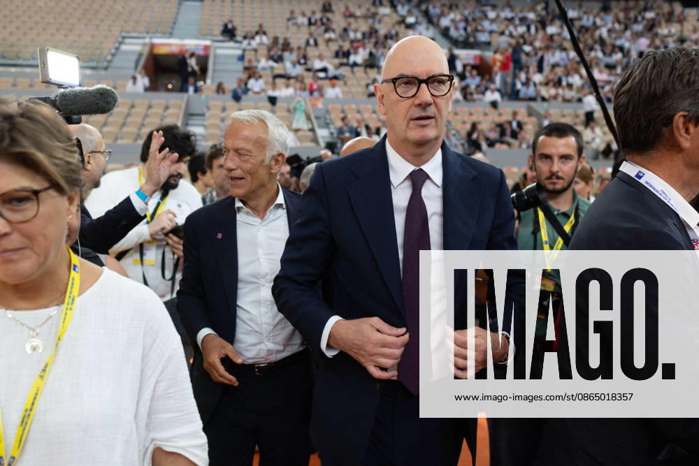 Second day of La REF 2026 meeting - Paris French Minister of the Economy, Finance and Industrial, Energy and Digital Sovereignty Roland Lescure, MEDEF president Patrick Martin during the La REF 2026 meeting of French entrepreneurs, organised by the MEDEF, France s main employers federation, at the Roland-Garros venue in Paris on August 27, 2026. Photo by Raphael Lafargue ABACAPRESS.COM Paris France