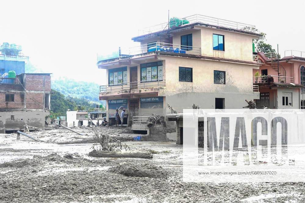 NUWAKOT, NEPAL, AUGUST 26, 2026: Houses and other structures in Trishuli Devighat Bazaar, Nuwakot, are seen damaged following flooding in the Bhotekoshi River in Rasuwa. Nuwakot Nepal - ZUMAq101 20260827_zna_q101_010