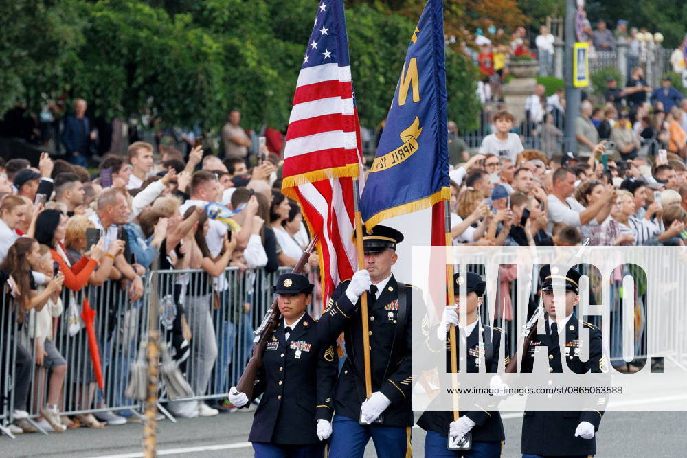 MOLDOVA, CHISINAU - AUGUST 27, 2026: US Army servicemen march in formation during a military parade marking 35 years of Moldovas independence. More than 2,000 soldiers and military officers took part in the parade that featured more than 100 pieces of military and special hardware, including armoured vehicles, drones and other armaments provided by NATO member states Chisinau Moldova - ZUMAt113 20260827_zaa_t113_304
