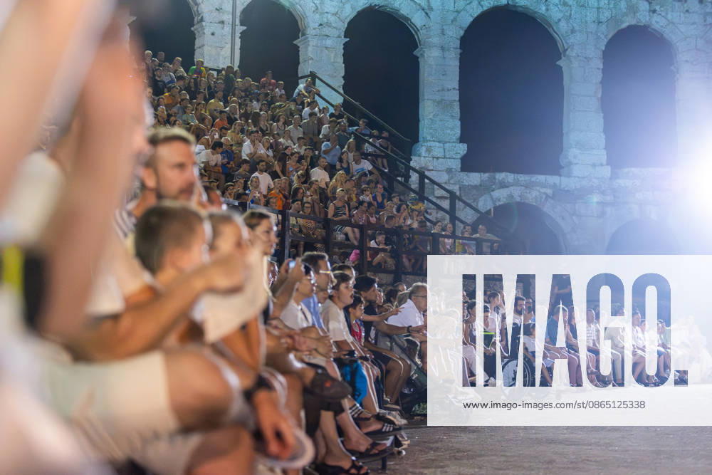 Gladiator fights in Pula, Croatia Members of gladiator school Spectacvla Gladiatoria dressed as Roman gladiators perform a staged combat demonstration during the event Spectacvla Antiqva at the Arena of Pula on August 27, 2026. in Pula, Croatia. SreckoxNiketic PIXSELL