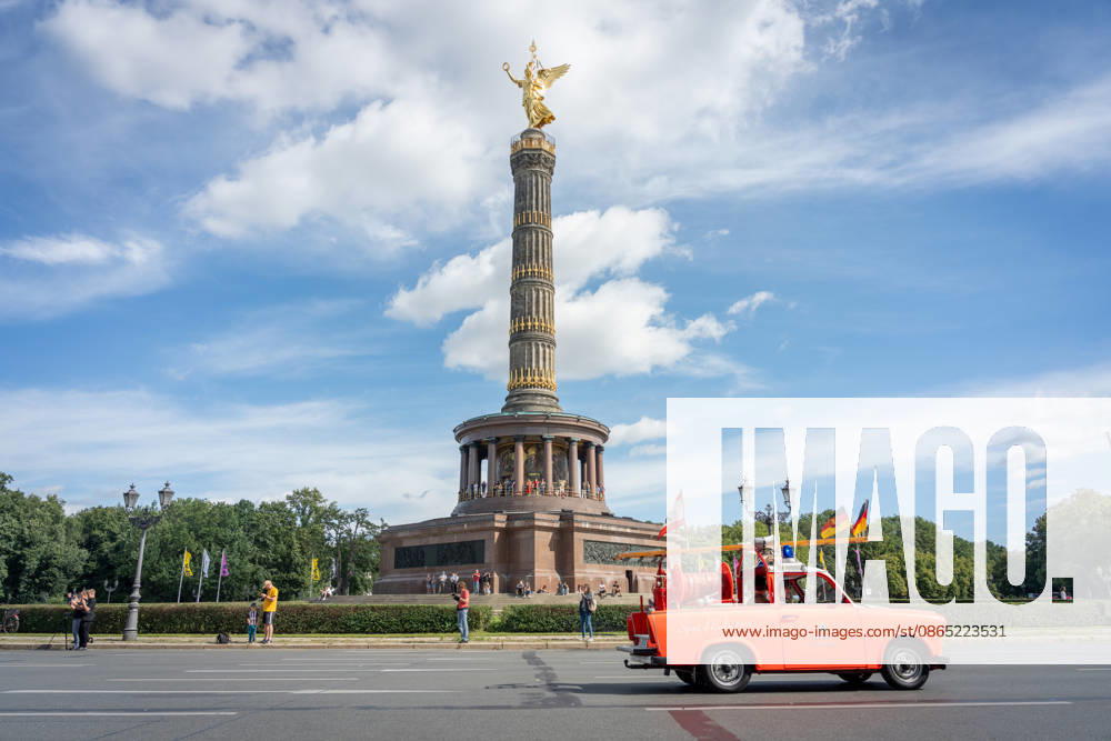 Fahrzeugkorso, 175-jähriges Jubiläum, Berliner Feuerwehr Berlin, Fahrzeugkorso der Berliner Feuerwehr, 175-jähriges Jubiläum, Großer Stern, Notruf 112 Berlin Berlin GER