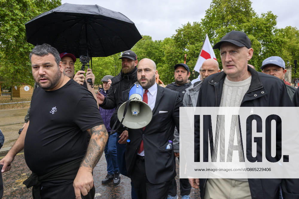 Stand Up To Racism Protest Against UKIP Demonstration LONDON, UNITED KINGDOM - AUGUST 29: Right wing UK Independence Party (UKIP) leader Nick Tenconi attends the anti-Islam demonstration in London, United Kingdom on August 29, 2026 Ray Tang Anadolu London United Kingdom. Editorial use only. Please get in touch for any other usage.