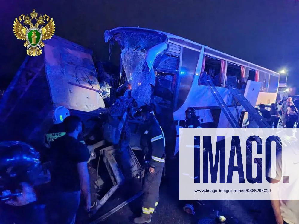 RUSSIA, STAVROPOL REGION - AUGUST 30, 2026: The scene of a road collision involving a pasenger bus. Stavropol Region Prosecutor s Office Russia - ZUMAt113 20260830_zaa_t113_002