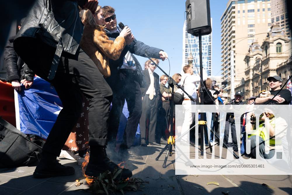 Clashes erupt during anti-immigration protest and counter-demonstration in Melbourne MELBOURNE, AUSTRALIA, AUGUST 30, 2026: Supporters of a demonstration previously promoted as March for Australia and later described by organizers as a Free Speech protest gather in Melbourne during an event led by internet personality Hugo Lennon, known online as Auspill. Clashes break out involving protesters, counter-protesters and police, prompting officers to deploy crowd-control spray and pepper-ball rounds. Melbourne Victoria Australia
