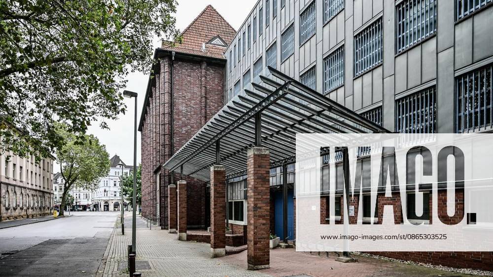 Aus der Justizvollzugsanstalt Hamborn ist in der Nacht zu Sonntag ein Häftling ausgebrochen, am Sonntag den 30. August 2026 in Duisburg. Duisburg