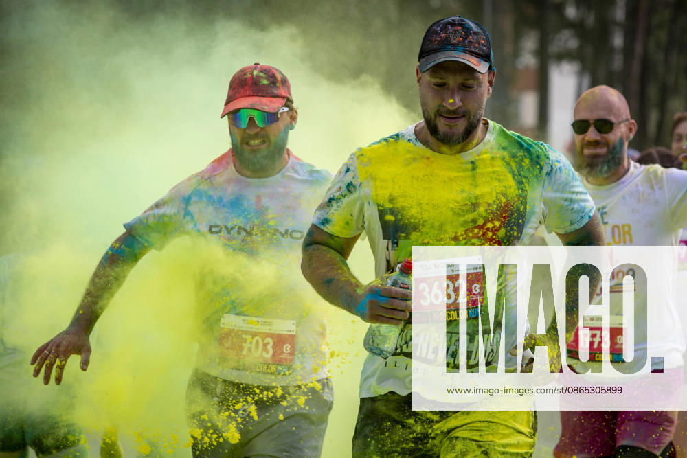 Jurmala, Latvija: People take part in the Color Run in Jurmala, Latvia, Aug. 30, 2026. The 5 km race was held in Jurmala. Jurmala Latvija - ZUMAp305 20260830_zip_p305_021