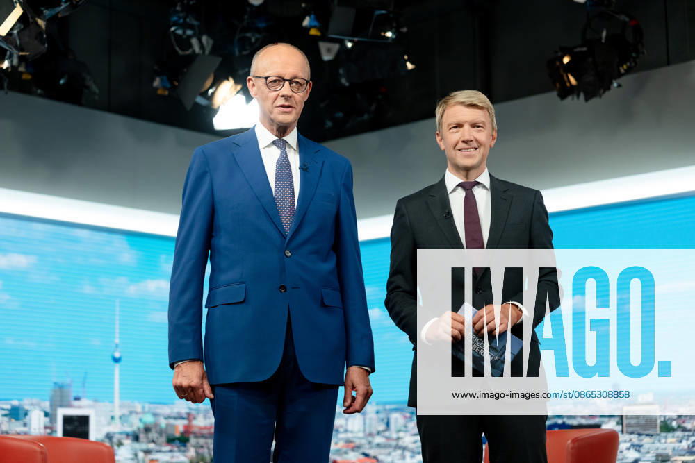 ARD-Sommerinterview, Bundeskanzler, Friedrich Merz Berlin, ARD-Sommerinterview, Bundeskanzler, Friedrich Merz, CDU, Moderator, Markus Preiß, ARD-Hauptstadtstudio Berlin Berlin GER