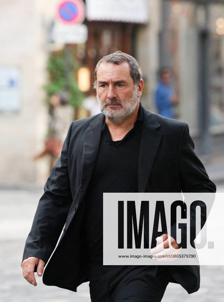 Nicolas Altmayer Funeral - Paris Gilles Lellouche during the funeral of French film producer Nicolas Altmayer at Saint Germain des Pres church in Paris, France on August 31, 2026. He was the co-founder of Mandarin Compagnie, and died in a car accident with his partner, Dior executive Mathilde Favier on August 17, aged 61 and 57, respectively. Photo by Raphael Lafargue ABACAPRESS.COM Paris France