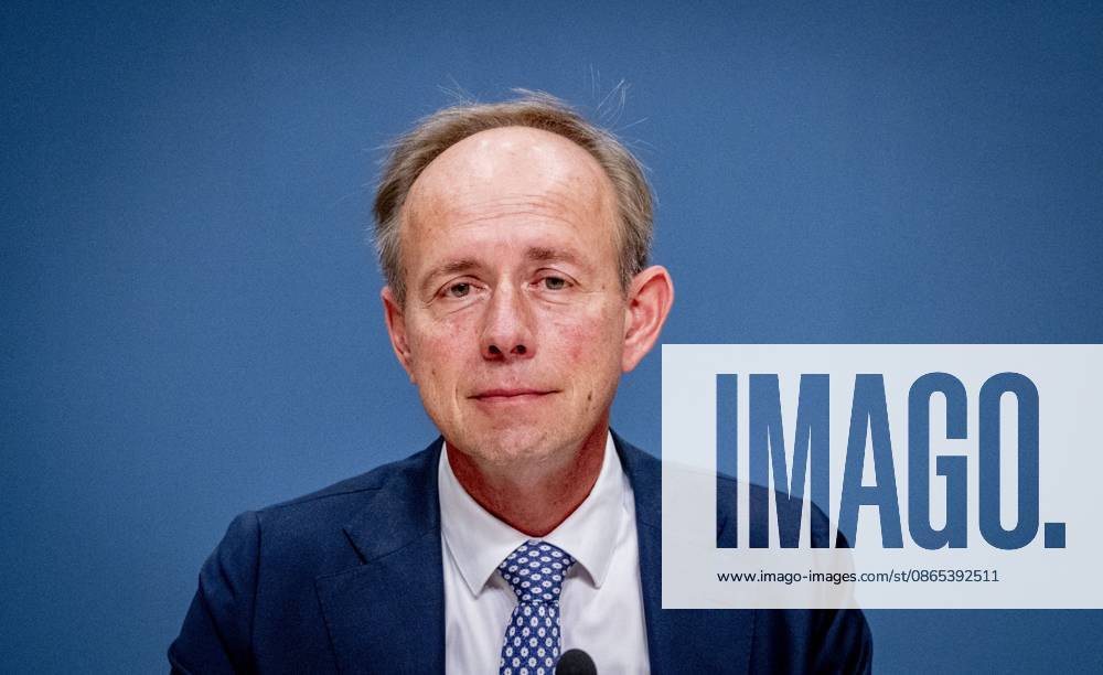 THE HAGUE Kees van der Staaij during the public hearings of the parliamentary inquiry committee into the coronavirus policy. During the coronavirus period, he was a Member of Parliament and party leader for the SGP. ROBIN UTRECHT ANP netherlands out - belgium out