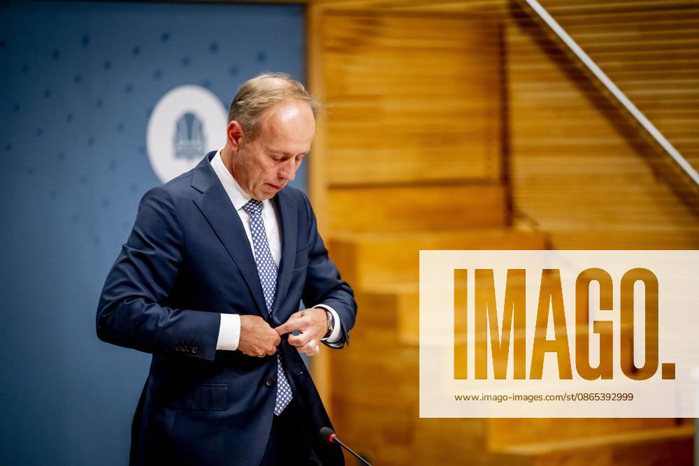 THE HAGUE Kees van der Staaij during the public hearings of the parliamentary inquiry committee into the coronavirus policy. During the coronavirus period, he was a Member of Parliament and party leader for the SGP. ROBIN UTRECHT ANP netherlands out - belgium out