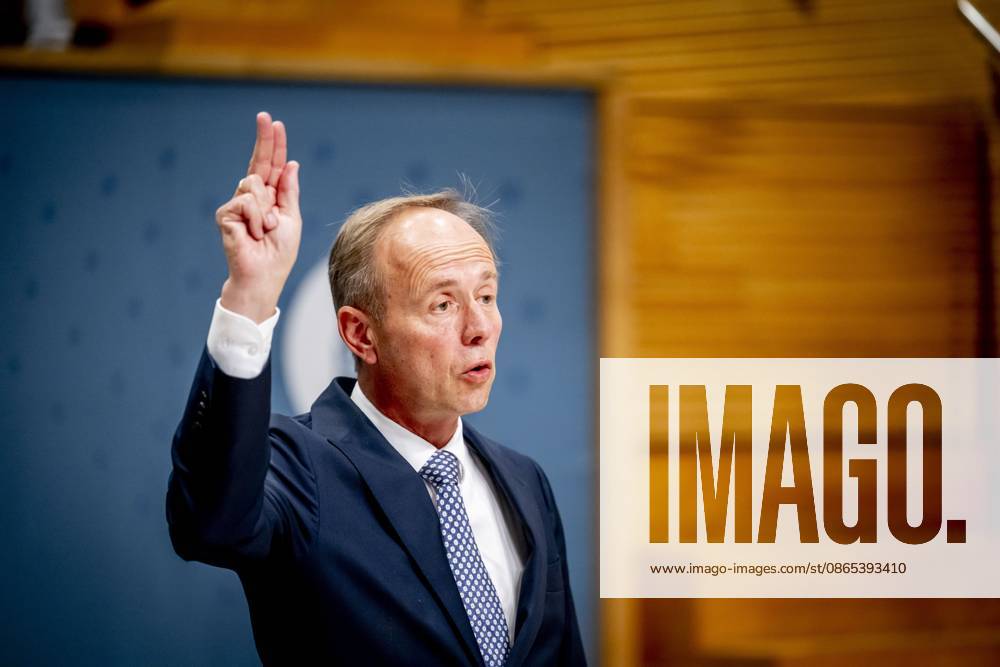 THE HAGUE Kees van der Staaij during the public hearings of the parliamentary inquiry committee into the coronavirus policy. During the coronavirus period, he was a Member of Parliament and party leader for the SGP. ROBIN UTRECHT ANP netherlands out - belgium out