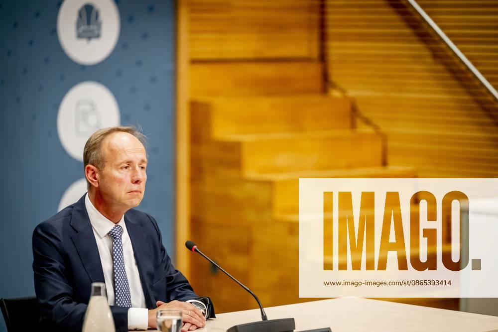 THE HAGUE Kees van der Staaij during the public hearings of the parliamentary inquiry committee into the coronavirus policy. During the coronavirus period, he was a Member of Parliament and party leader for the SGP. ROBIN UTRECHT ANP netherlands out - belgium out