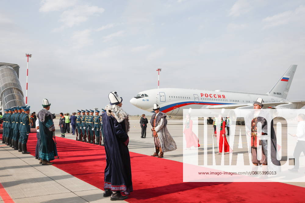 KYRGYZSTAN, BISHKEK - AUGUST 31, 2026: A welcoming ceremony marking the arrival of Russia s President Putin at Manas International Airport. Konstantin Zavrazhin POOL TASS 96906030