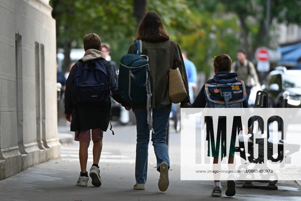 Back to School - Paris Children arrive for the first day of the 2026 school year in Paris, France on September 1, 2026. Photo by Lionel Urman ABACAPRESS.COM Paris France
